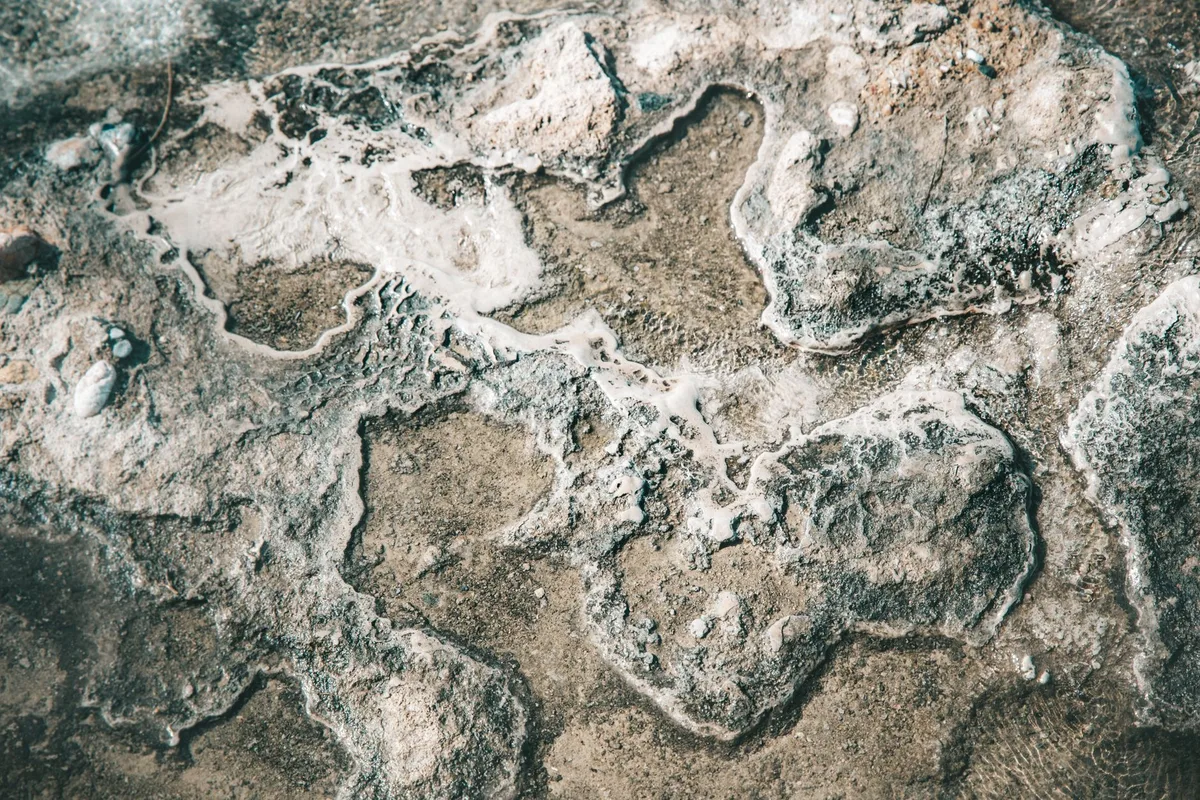 mineral buildup on water filter