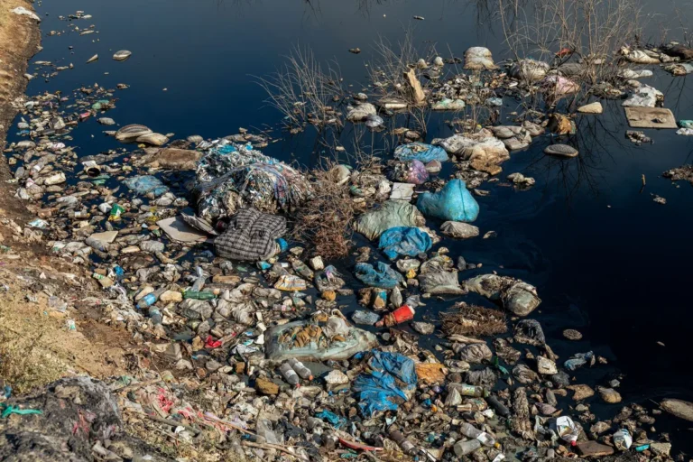 radioactive contamination in water